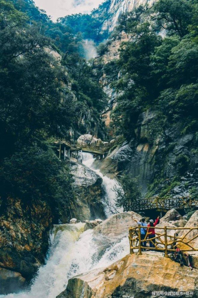 逃出美丽度假胜地